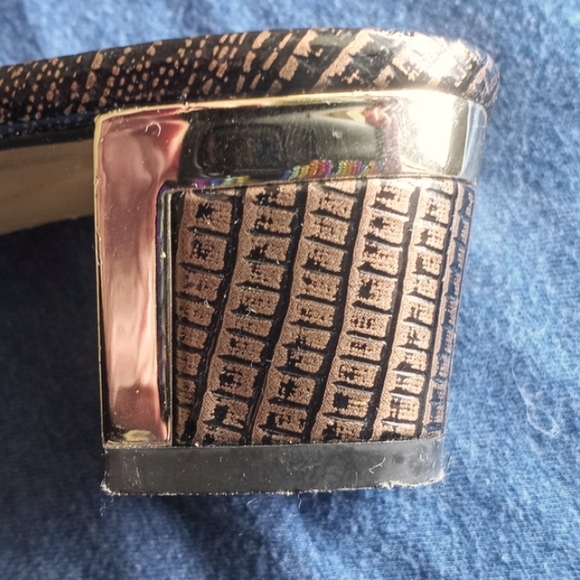 J.RENEE vintage "Bev" style strappy wedge size 10M. - Picture 12 of 13